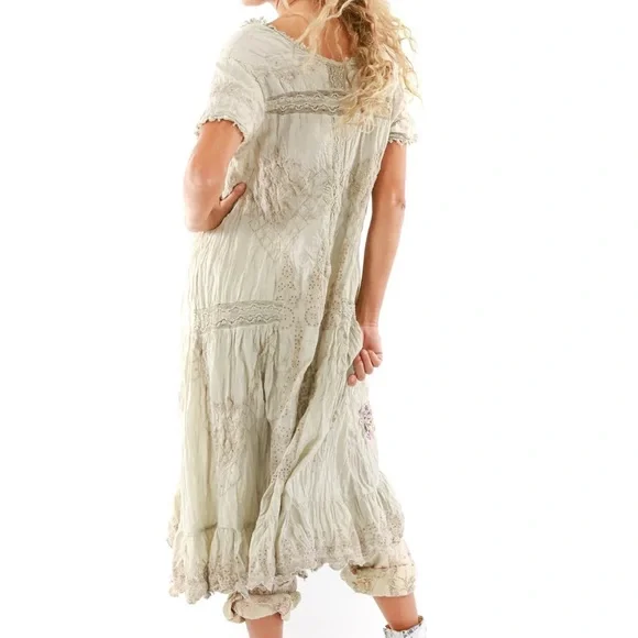 Magnolia Pearl Anna Grace Dress - Picture 4 of 15